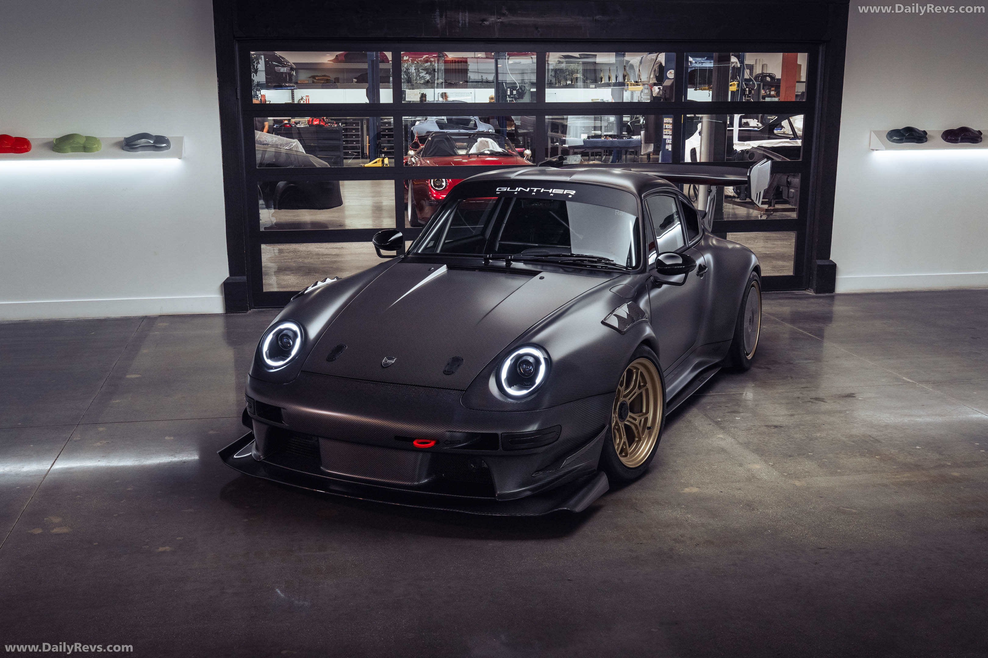 2027 Gunther Werks GXR-Evo Front View